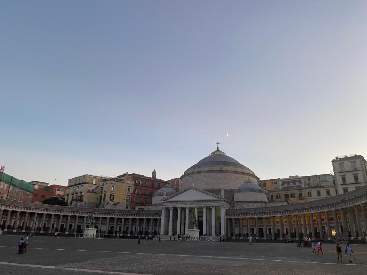 Apartmán Casa Tiare, The Heart Of Piazza Plebiscito Neapol Exteriér fotografie